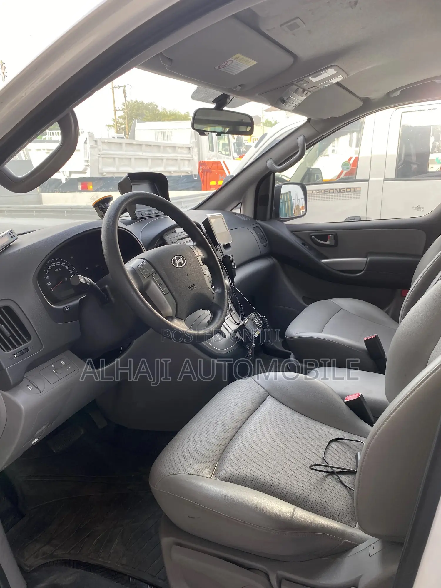 Hyundai Starex 2015 White