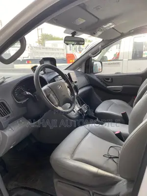 Hyundai Starex 2015 White