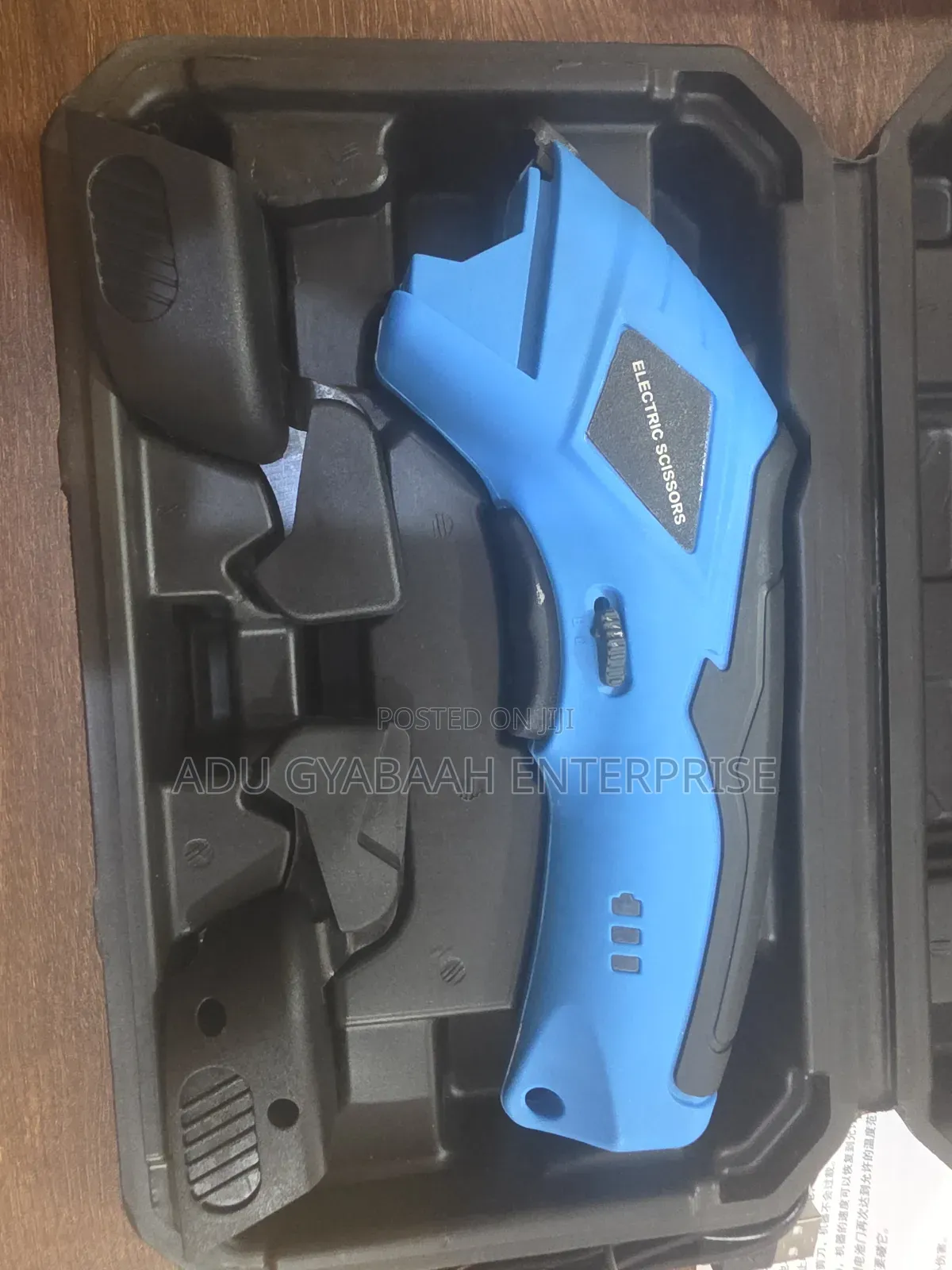 Rechargeable Electric Scissors