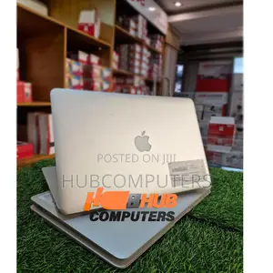 Laptop Apple MacBook Pro 2017 8GB Intel Core i5 SSD 128GB