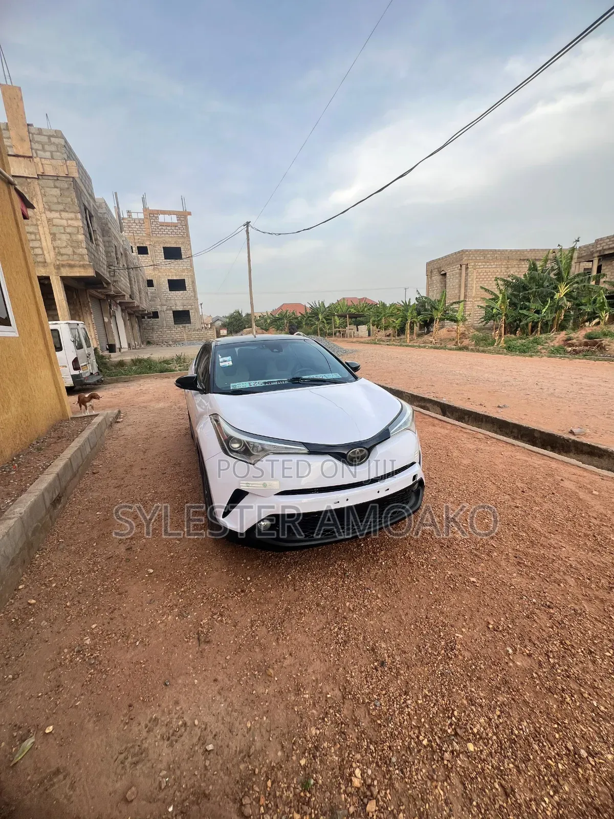 Toyota C-HR XLE Prermium FWD (2.0L 4cyl 2AM) 2018 White