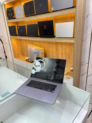 Laptop Apple MacBook Pro 2019 64GB Intel Core i9 SSD 512GB