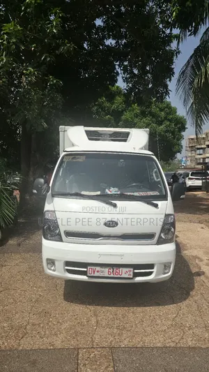 Kia Bongo 2016 White