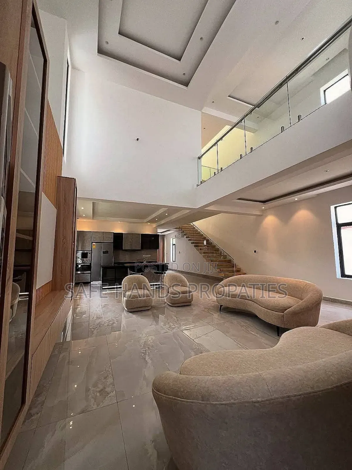 4bdrm House in Adjiringanor, Accra Metropolitan for sale