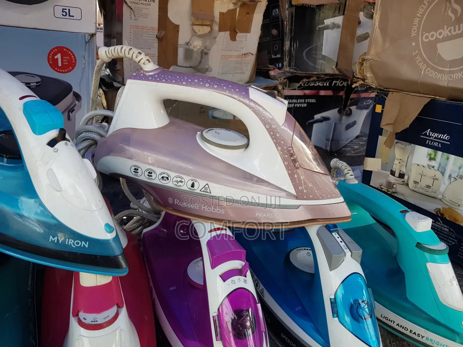 Russell Hobbs Pearl Glide 2600w Steam Iron