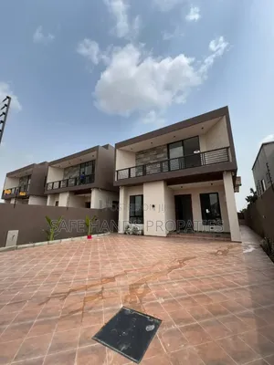 4bdrm House in Oyarifa, Accra Metropolitan for sale