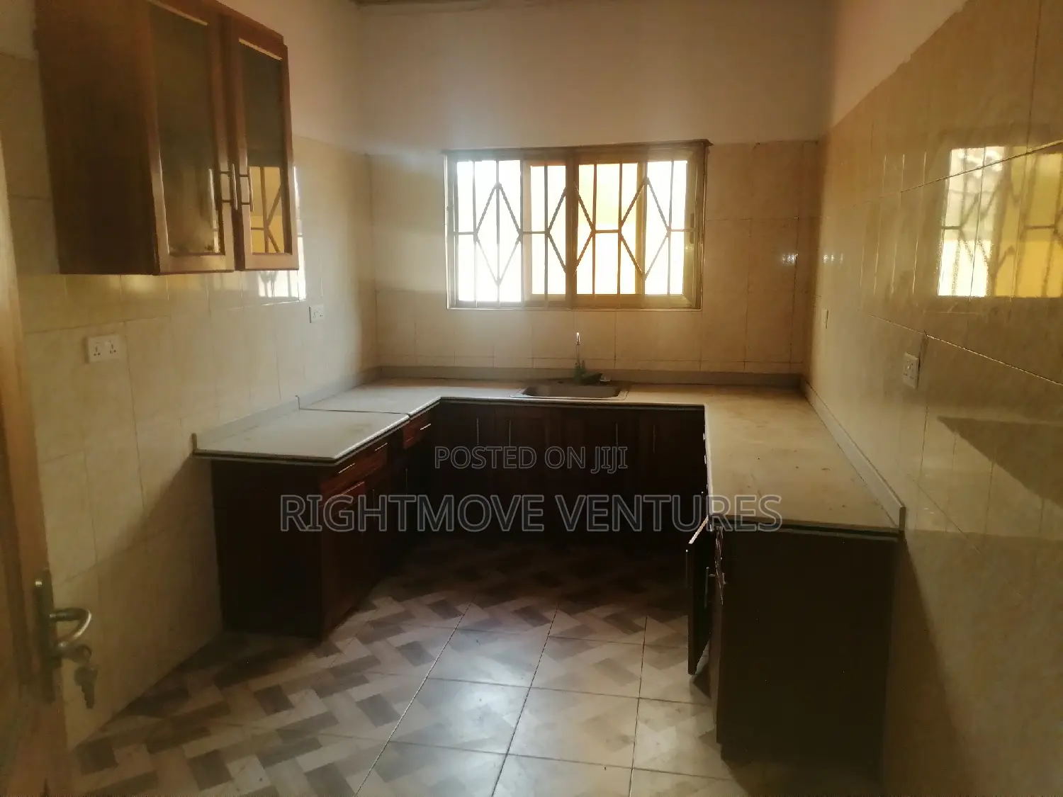 3bdrm Apartment in Takoradi for rent