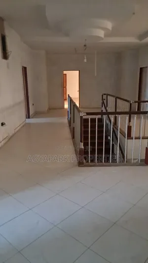 Commercial House for Sale