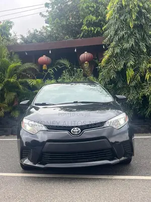 Toyota Corolla LE 4dr Sedan (1.8L 4cyl CVT) 2016 Black