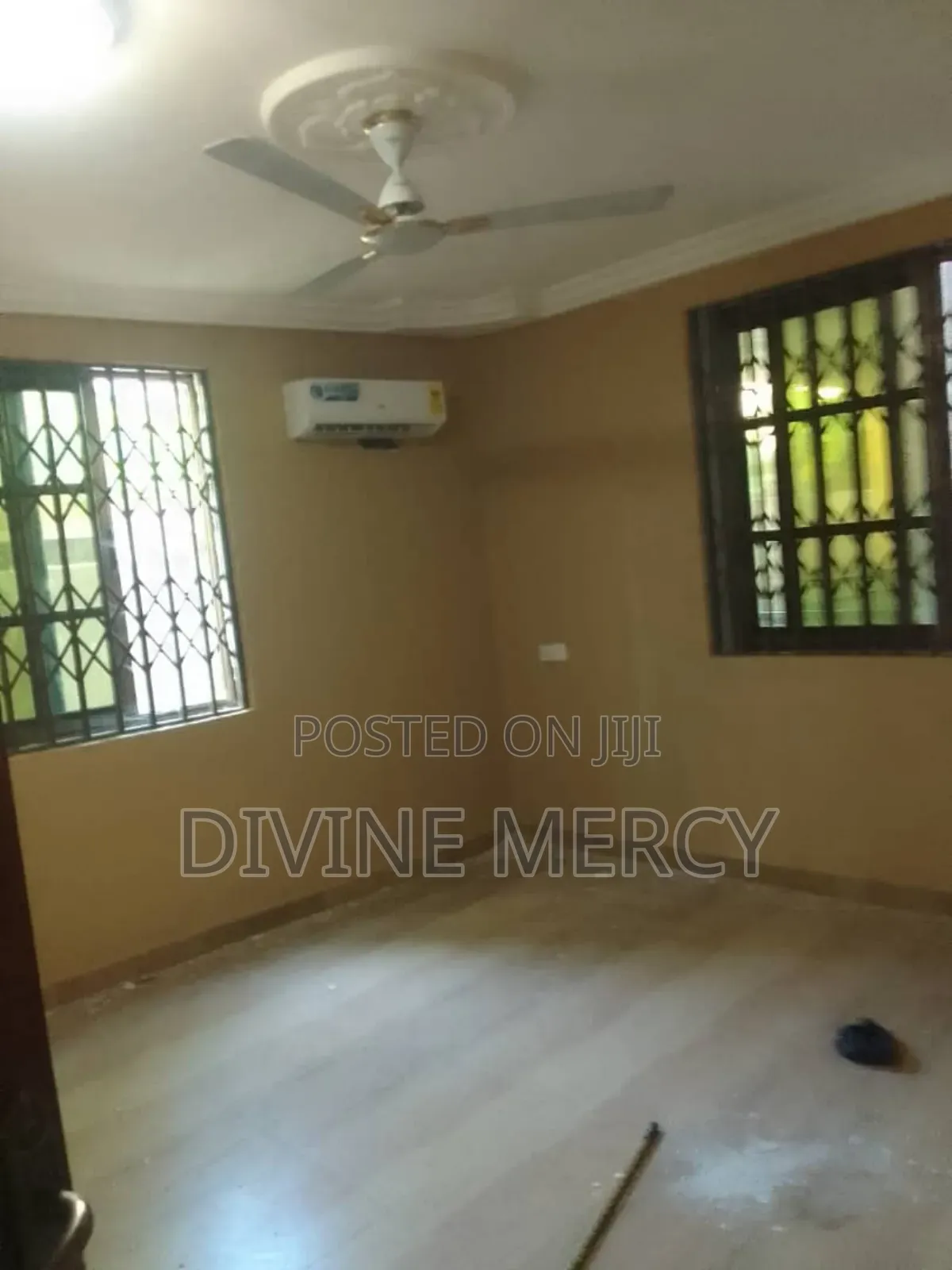 4bdrm Bungalow in Tuba, Awutu Senya East Municipal for sale