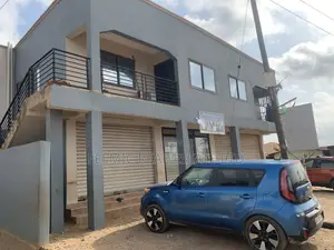 4bdrm Apartment in Felmic Real Estate, Ofankor for sale