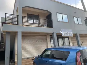 4bdrm Apartment in Felmic Real Estate, Ofankor for sale