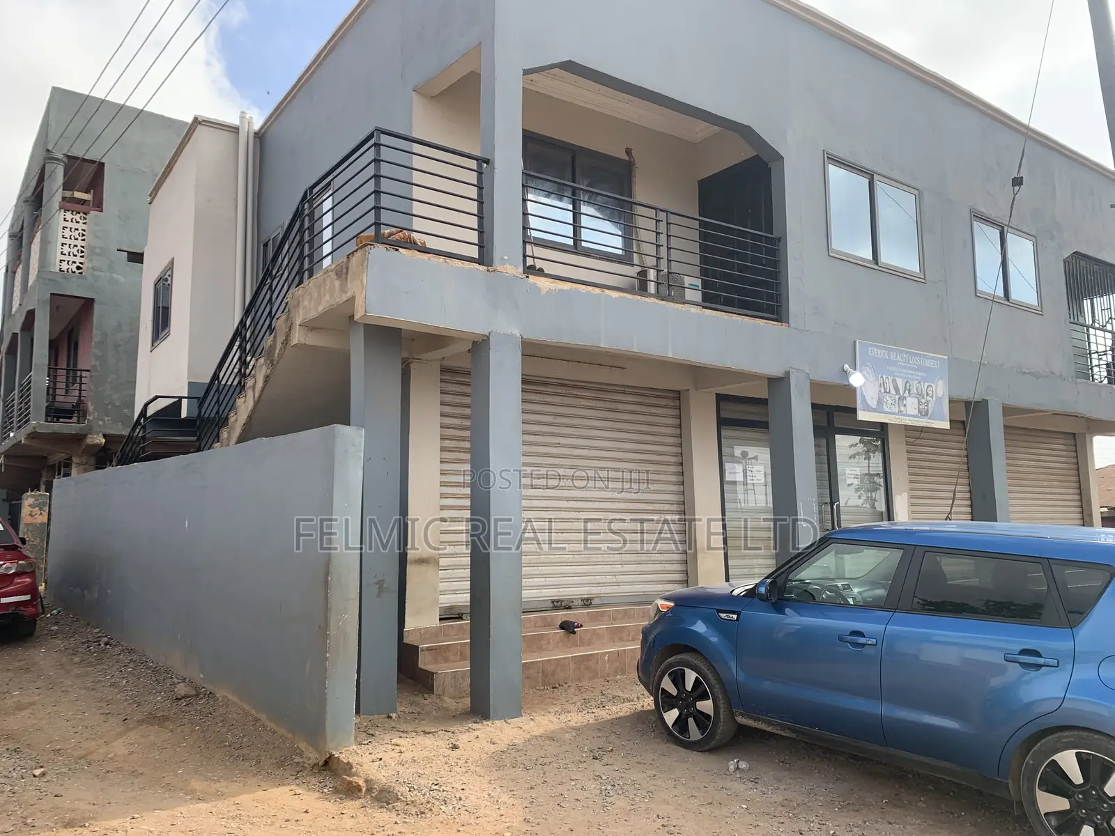 4bdrm Apartment in Felmic Real Estate, Ofankor for sale