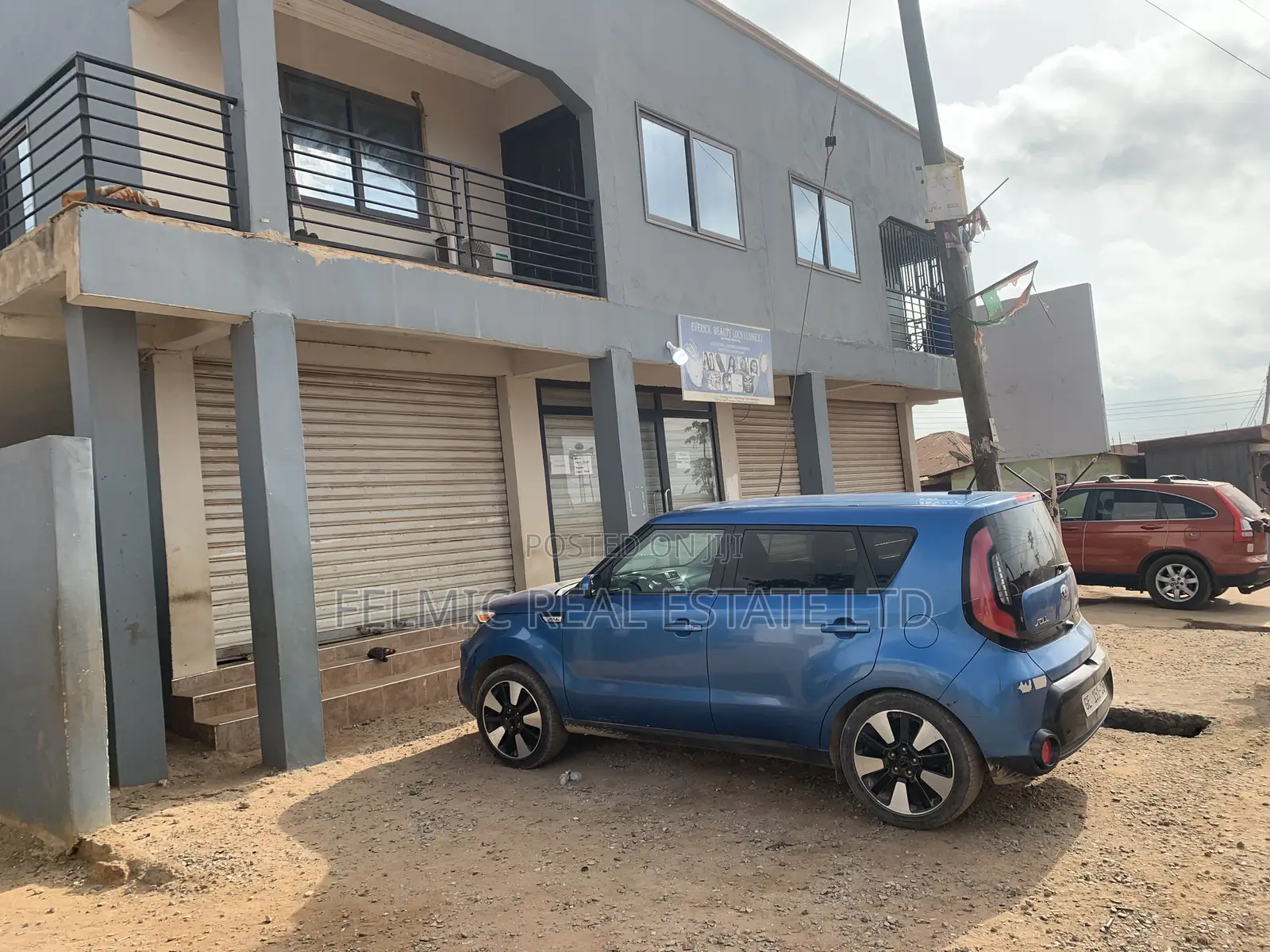4bdrm Apartment in Felmic Real Estate, Ofankor for sale