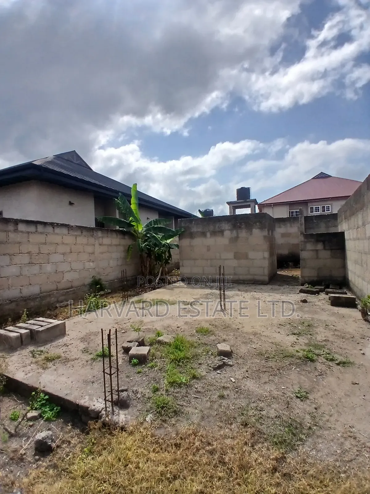 6bdrm House in Kumasi Metropolitan for sale