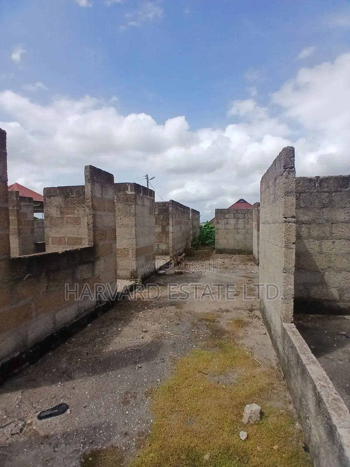 6bdrm House in Kumasi Metropolitan for sale