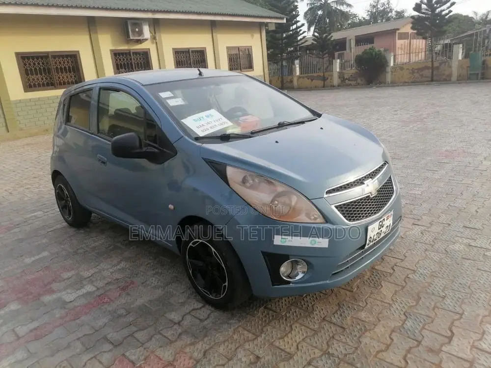 Private Car for Pick and Drop Services