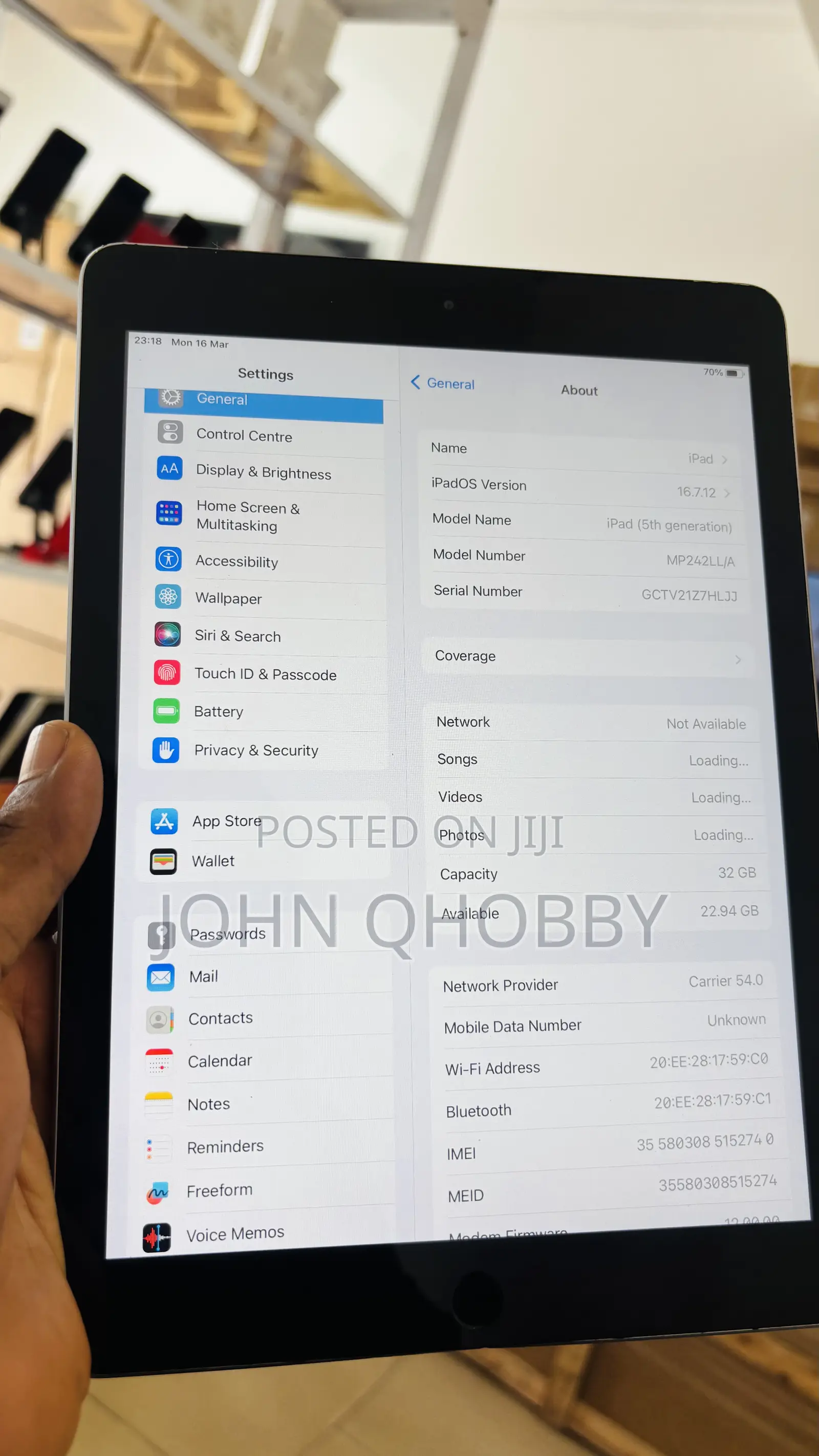 Apple iPad 9.7 32 GB Gray