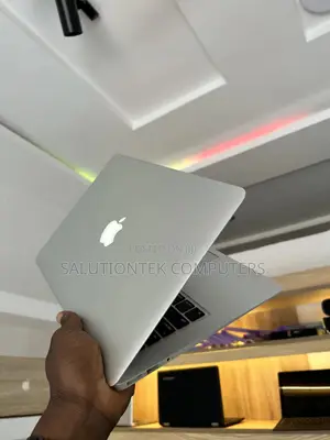 Laptop Apple MacBook Air 2015 8GB Intel Core i5 SSD 128GB