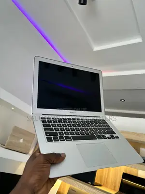 Laptop Apple MacBook Air 2015 8GB Intel Core i5 SSD 128GB