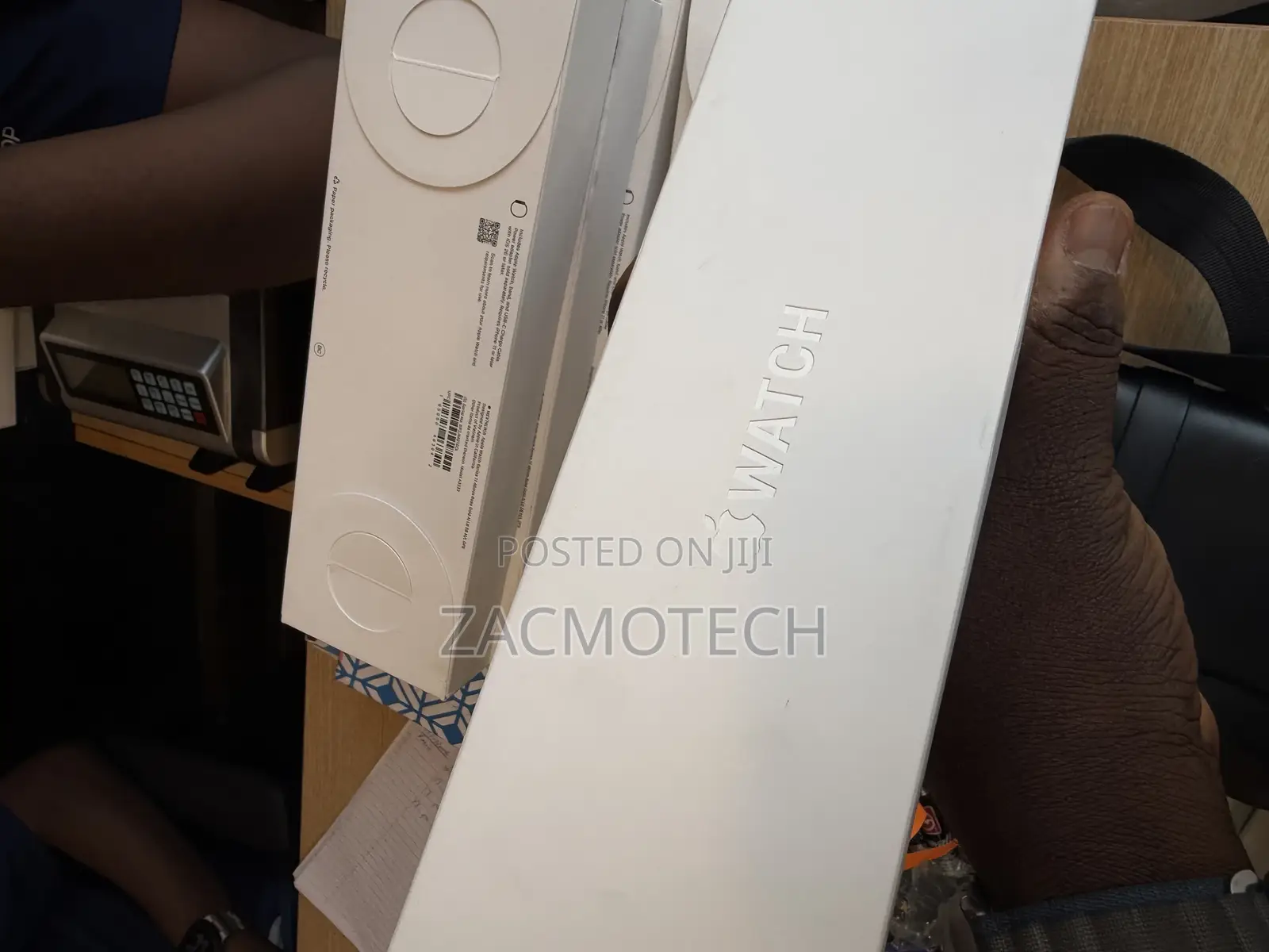 Apple Watch  11