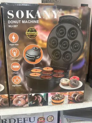 7 Slots Mini Electric Non-stick Doughnuts Maker - Black-750w