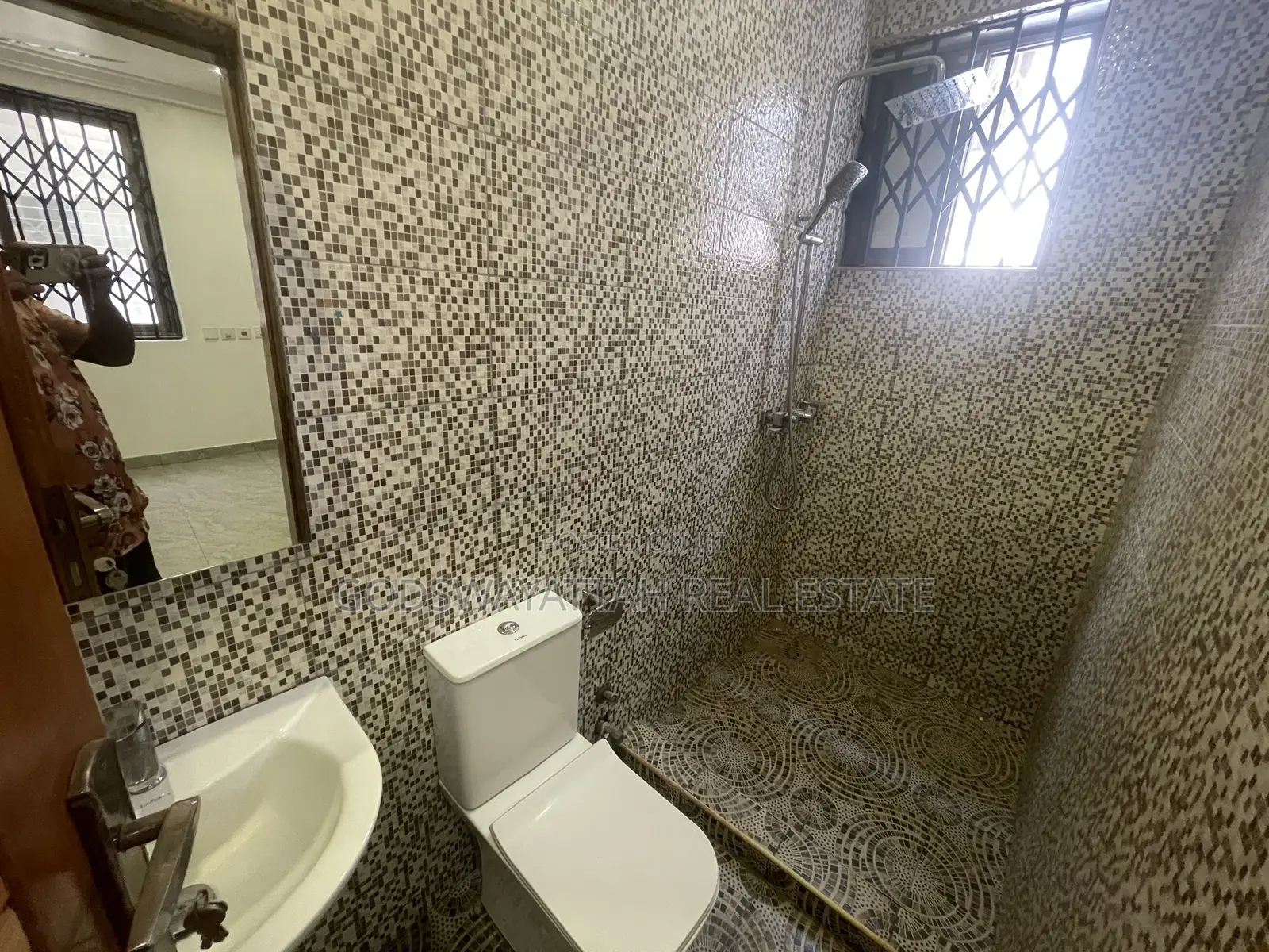 3bdrm Apartment in East Legon, Adjiriganor for rent