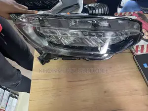 Honda Civic 2017 Head Light