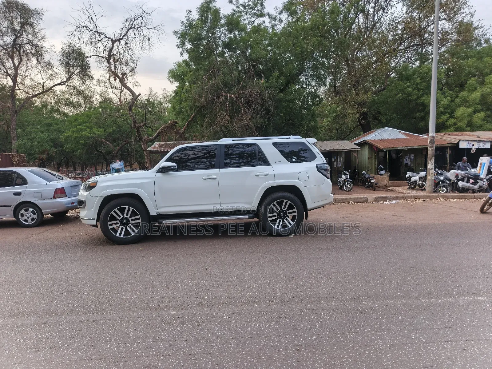 Toyota 4-Runner 2018 White
