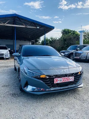 Hyundai Elantra 2022 Blue