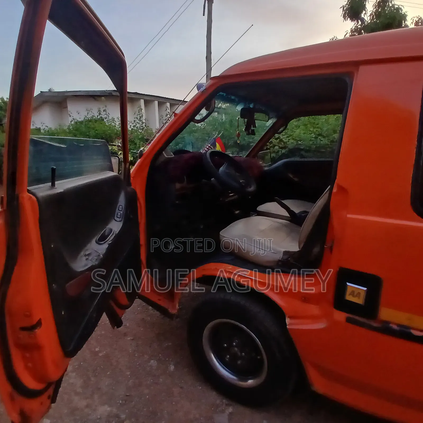 Hyundai H-100 2001 Orange
