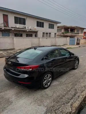 Hyundai Elantra Limited Sedan FWD (2.0L 4cyl 6A) 2017 Black