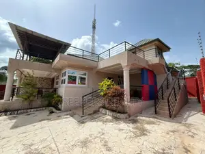 4bdrm House in Seekers Realty, Aburi for sale