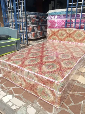 Inbuilt Bed - Double Size Simple & Cheap