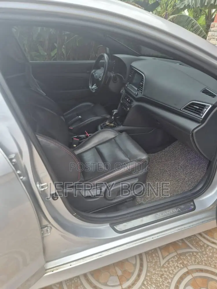 Hyundai Elantra SE 2018