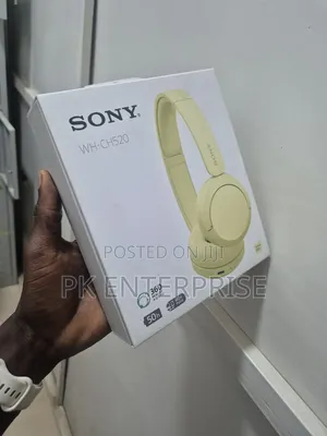 Sony Headphone Available for Sale