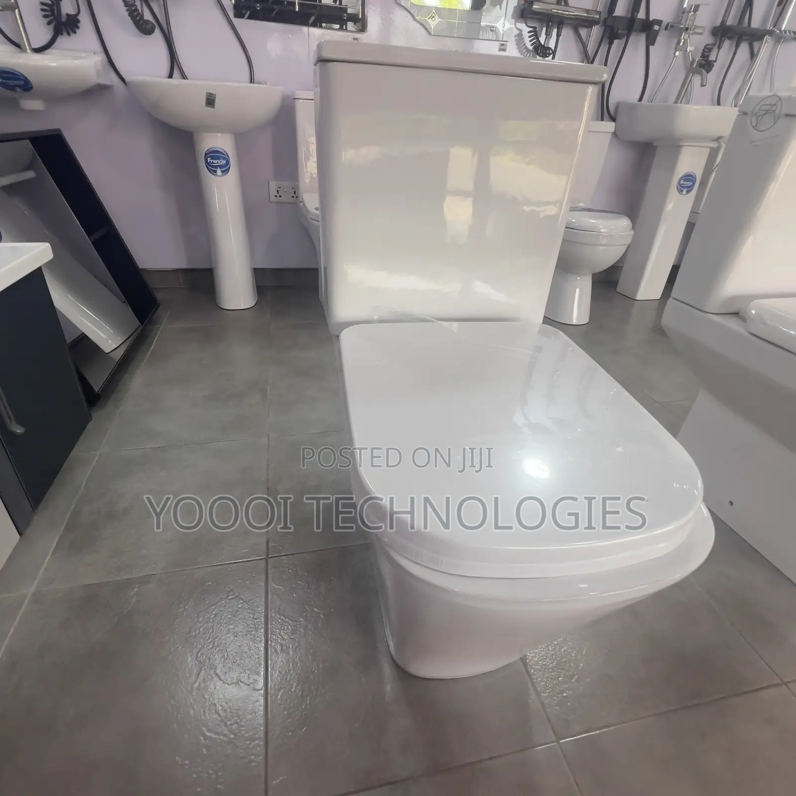 P Trap Close Coupled Wc With Adaptor