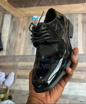 Classy Office Mirror Shoes