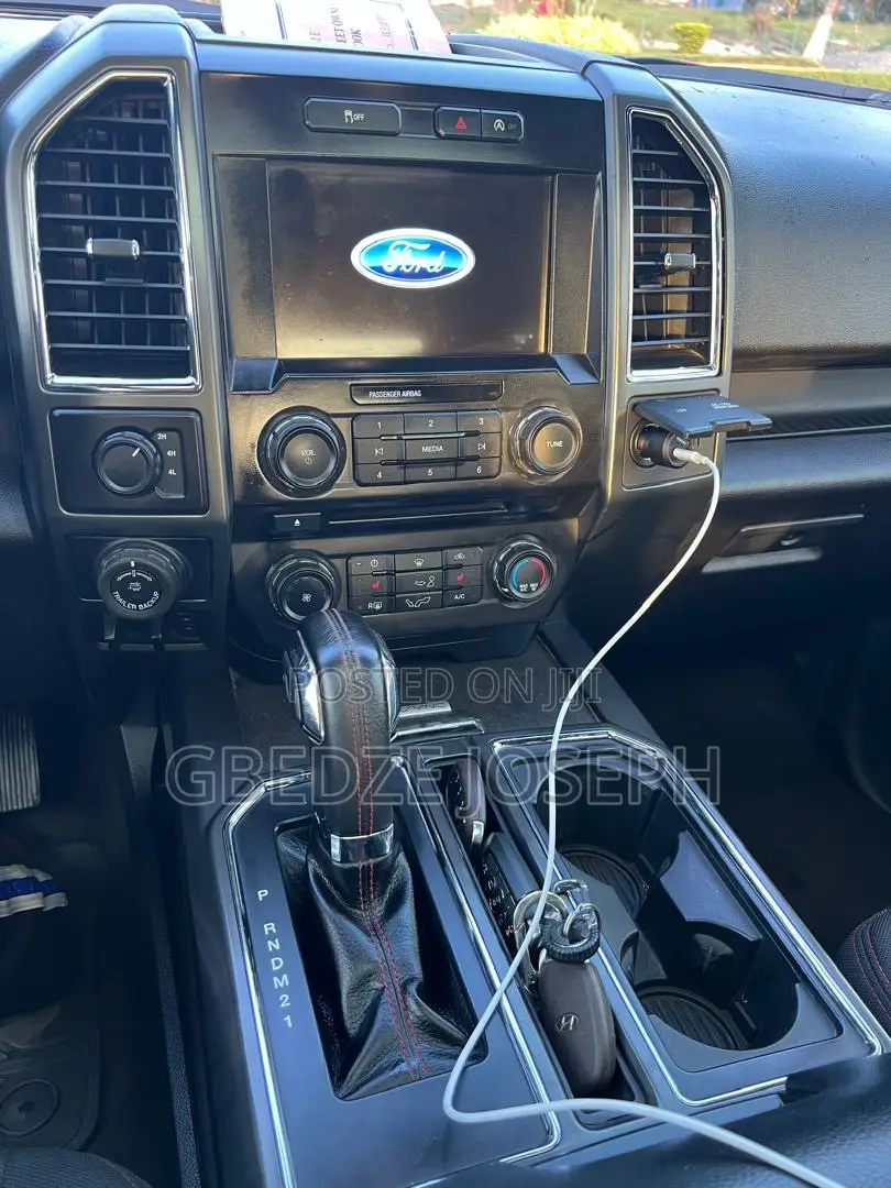 Ford F-150 2017 Red