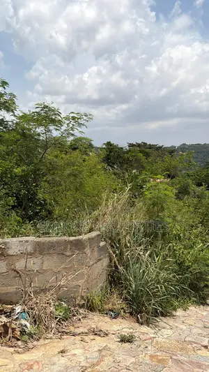 2 Acres of Titled Land on the Peaduase Aburi Road