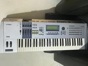 Yamaha Motif S6 (Usa)