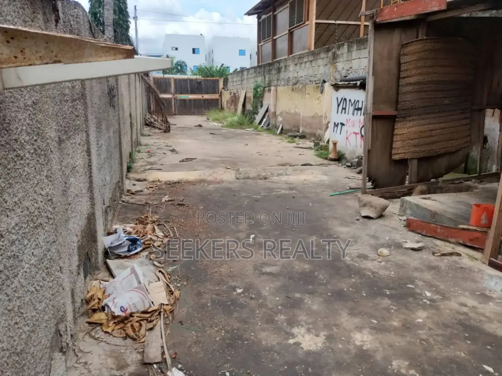6bdrm House in Seekers Realty, Airport Residential Area for sale