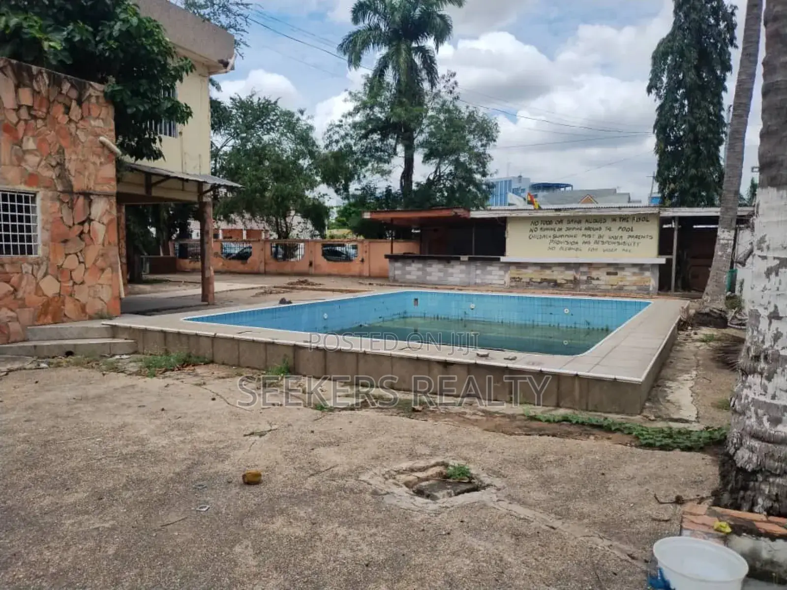 6bdrm House in Seekers Realty, Airport Residential Area for sale