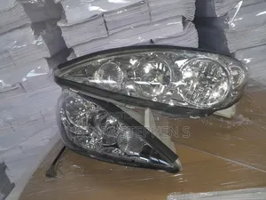 Headlight Toyota Camry 2005