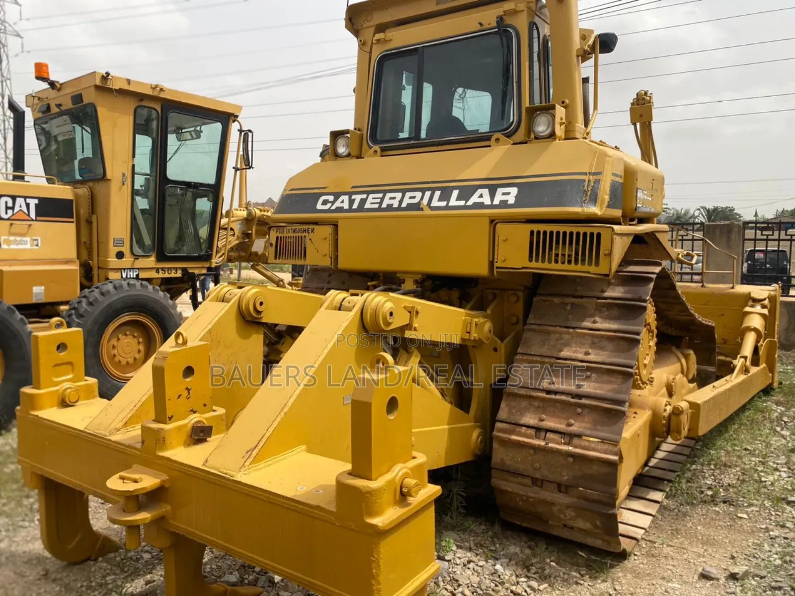 Caterpillar D7h Bulldozer.