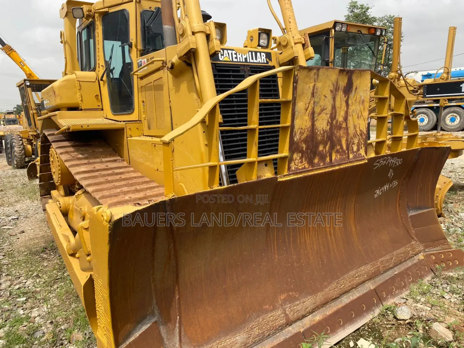 Caterpillar D7h Bulldozer.