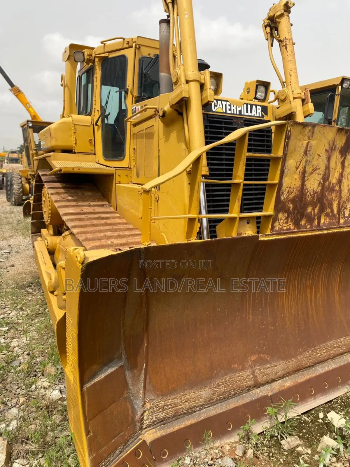 Caterpillar D7h Bulldozer.