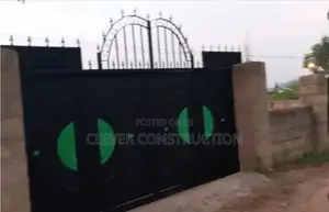 Fenced and Gated Plot of Land for Sale at Dobro