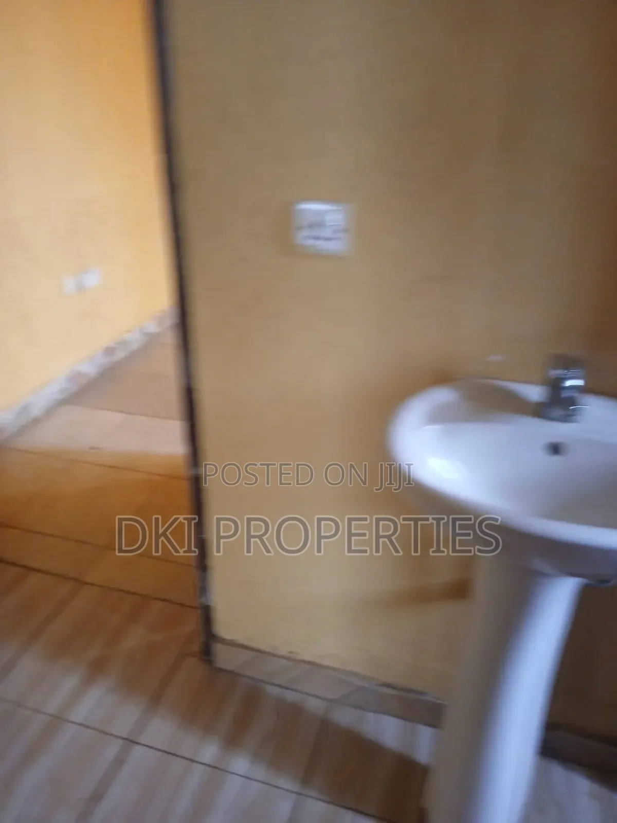 2bdrm House in Dki Properties, Oyibi for rent