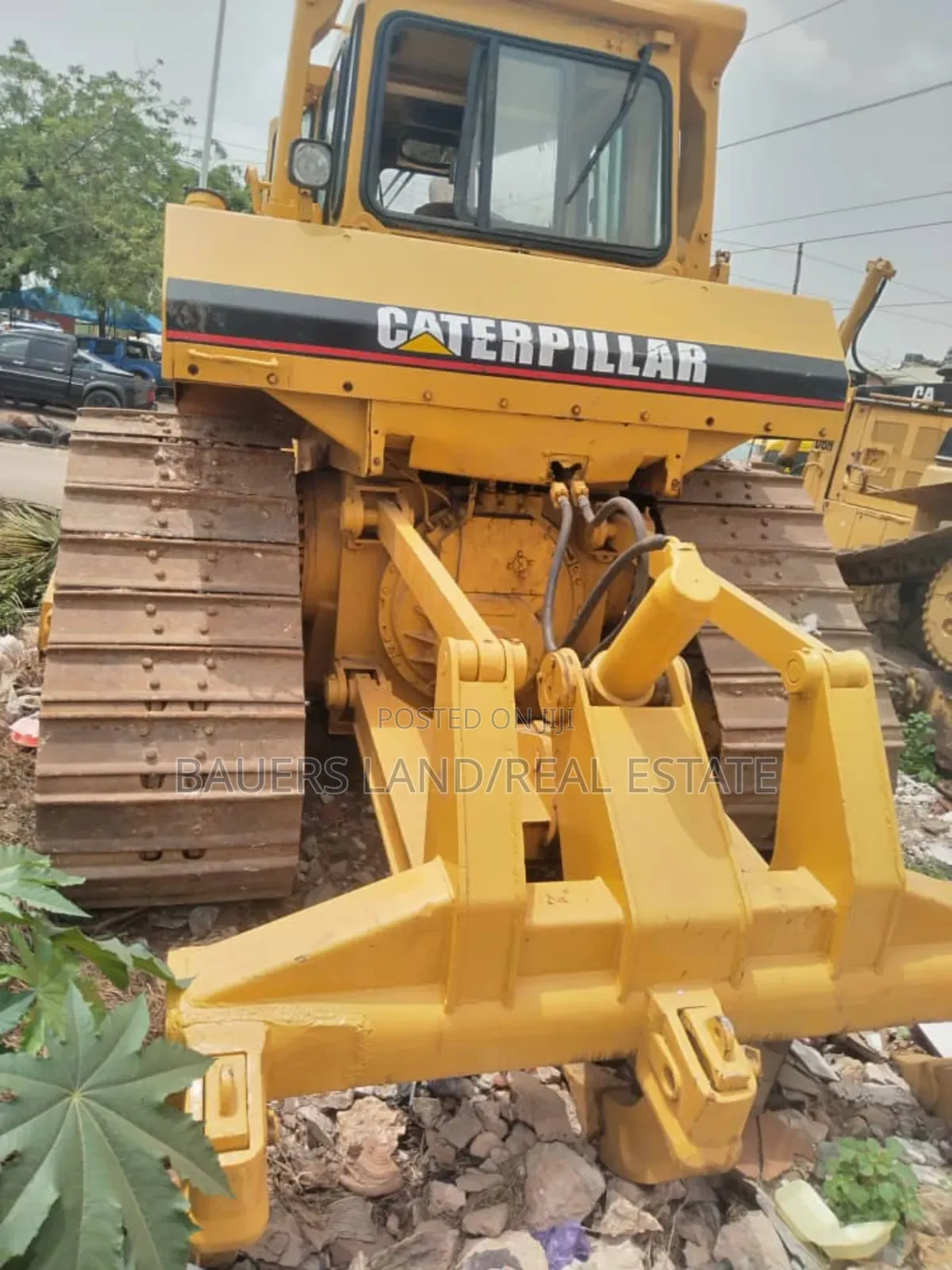 Caterpillar D6h Bulldozer